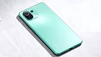 3000 रुपयांच्या डिस्काउंटसह Xiaomi Mi 11 Lite चा पहिला सेल सुरु