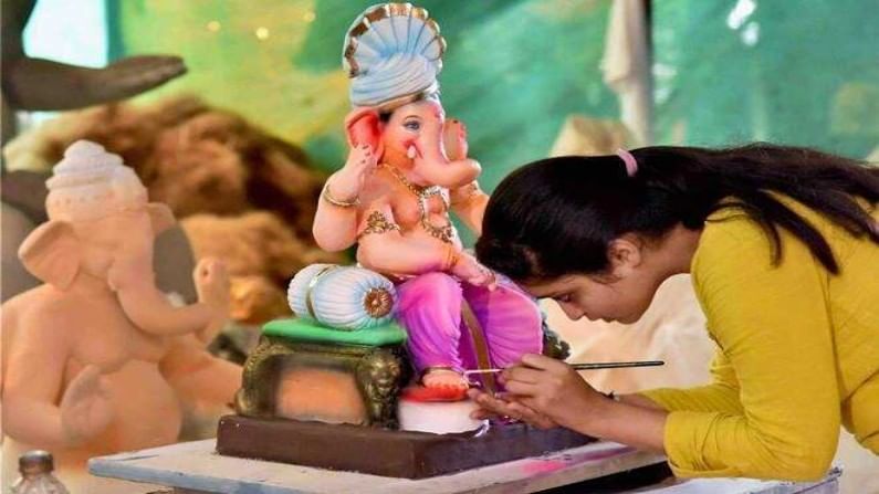 Ganesh Chaturthi 2021 : यंदाचा गणेशोत्सवही साधेपणानं, चार फुटांची मूर्ती आणता येणार, पाहा संपूर्ण नियमावली