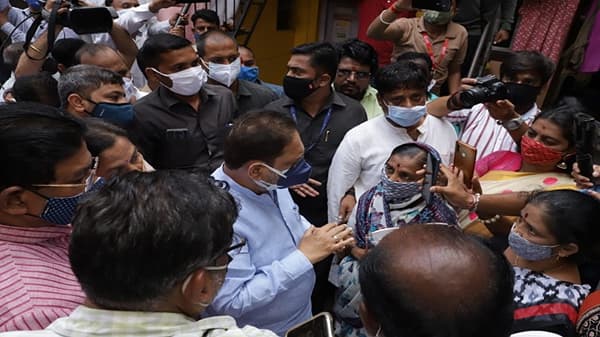 तेव्हा महापौर झोपले होते का? आंबिल ओढा तोडक कारवाई प्रकरणी नितीन राऊत संतापले
