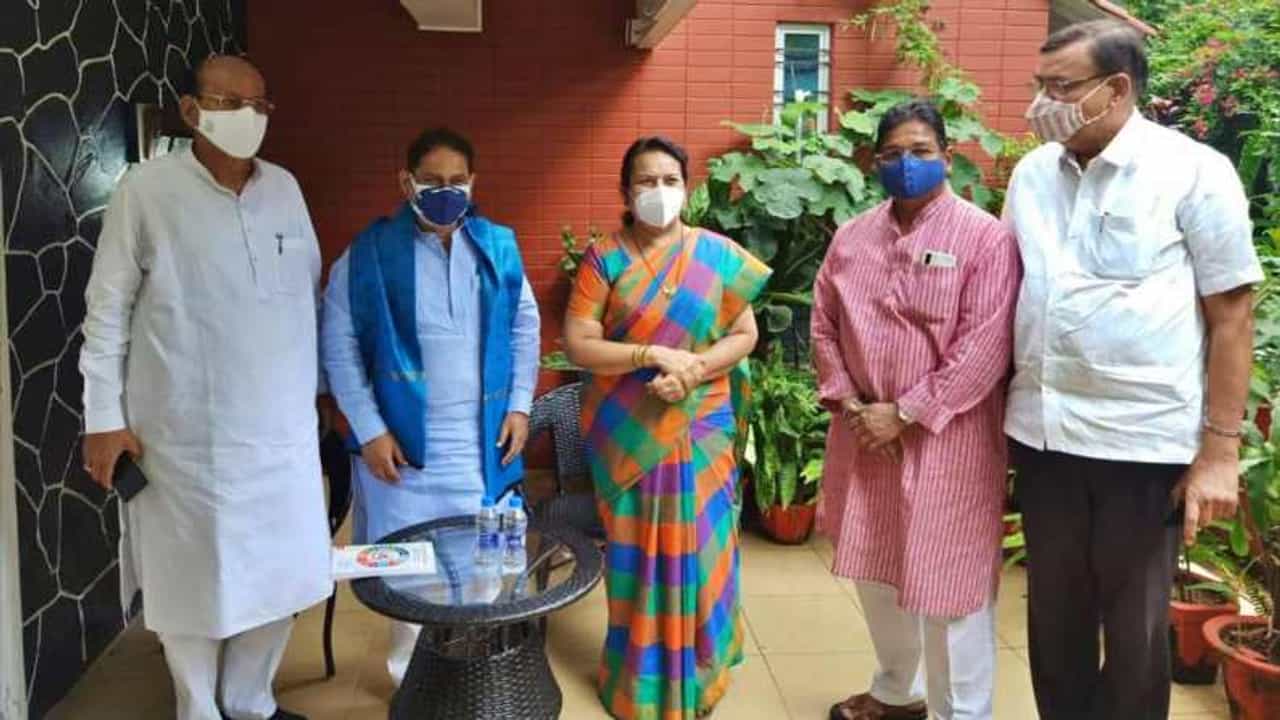 आतापर्यंत कुठल्याच झोपडपट्टीवर अशी कारवाई नाही, निलम गोऱ्हे आंबील ओढ्याप्रकरणी आक्रमक