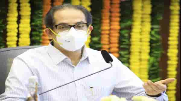 मुख्यमंत्र्यांचं राज्यातील डॉक्टरांना खास पत्र, म्हणाले, तु्मच्यामुळेच कोरोना लढ्याचा गोवर्धन पेलणं शक्य झालं!
