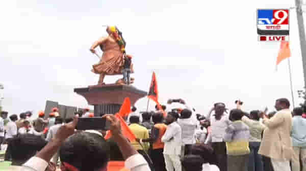 VIDEO: एक मराठा...लाख मराठाचा आवाज पुन्हा घुमला; सोलापुरात हजारो मराठ्यांचा आक्रोश मोर्चा; अनेकांची धरपकड