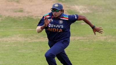 मिताली पाठोपाठ या महिला भारतीय गोलंदाचाही विश्वविक्रम, तब्बल 2000 हून अधिक ओव्हर टाकणारी पहिली महिला गोलंदाज