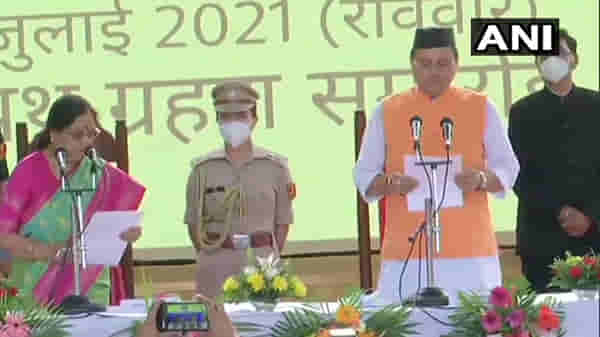 पुष्कर सिंह धामी यांनी घेतली उत्तराखंडच्या मुख्यमंत्रीपदाची शपथ; ज्येष्ठ नेत्यांचाही मंत्रिमंडळात समावेश