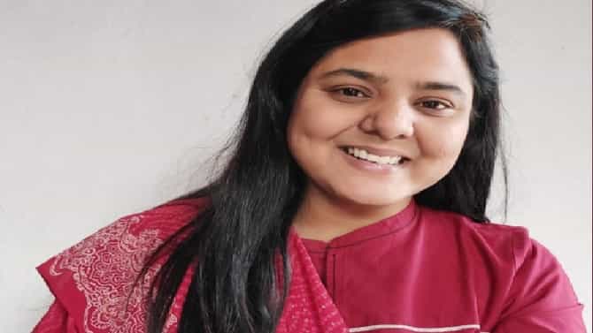 राष्ट्रवादीच्या युवती प्रदेशाध्यक्षा सक्षणा सलगर यांना धमकी, आरोपीला अटक