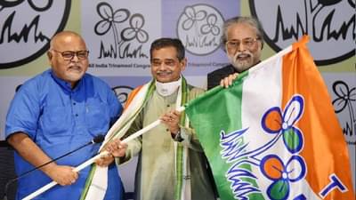 बंगालमध्ये काँग्रेसला झटका; माजी राष्ट्रपती प्रणवदांचे चिरंजीव अभिजीत मुखर्जींचा टीएमसीत प्रवेश