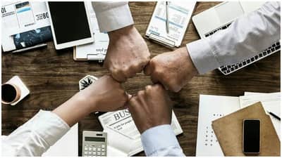 नेटवर्क मार्केटिंग संपणार? ई-कॉमर्स कंपन्यानंतर मोदी सरकारचा मोर्चा डायरेक्ट सेलिंग कंपन्यांकडे