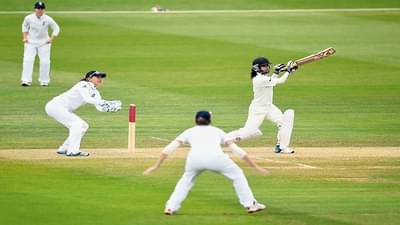 Cricket Facts : क्रिकेट इतिहासात जेव्हा पहिल्यांदाच एका संघातून दोघी बहिणी खेळल्या होत्या, ही आहेत नावं