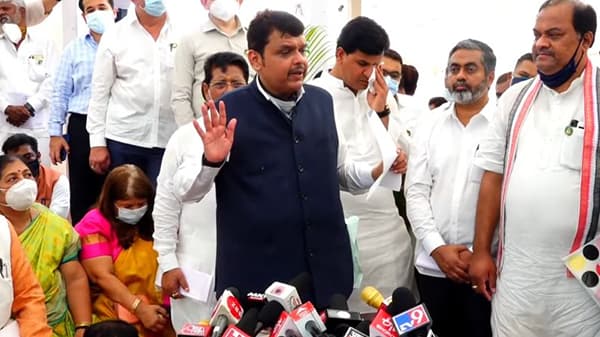 ठाकरे सरकारचा अहंकार दुर्योधनाच्या अहंकारासारखाच; फडणवीसांचा घणाघाती हल्ला