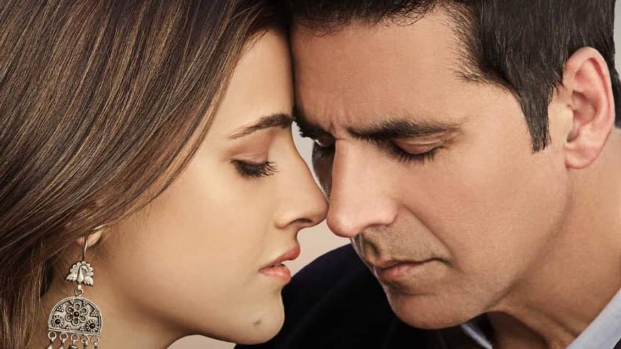 Filhaal 2 Song : अक्षय कुमार-नुपूर सॅनॉनच्या केमिस्ट्रीने पुन्हा एकदा जिंकली चाहत्यांची मने, पाहा नवं गाणं...