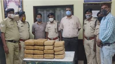 रेल्वेचा स्निफर डॉग रॉकीची कमाल, भंडाऱ्यात ट्रेन टॉयलेटवर लपवलेला 33 किलो गांजा पकडला