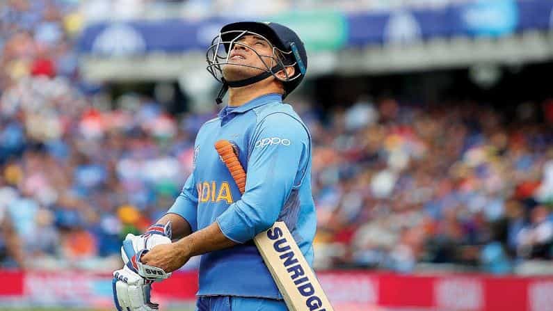 भारतीय क्रिकेट इतिहासातील सर्वांत यशस्वी कर्णधार, महान यष्टीरक्षक खालच्या फळीतील बेस्ट बॅट्समन अशा एक न अनेक
उपमांचा धनी असणाऱ्या महेंद्र सिंग धोनीचा (MS Dhoni) आज वाढदिवस (Mahendra Singh Dhoni Birthday).
धोनीला वाढदिवसाच्या शुभेच्छा सर्वचजण करत आहेत. पण यातील काही खास क्रिकेटपटूंचे Birthday Wish पाहुयात...