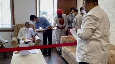 कोल्हापूर जिल्ह्यातील व्यापाऱ्यांचे व्यवसाय सुरु करण्याला परवानगी द्या, राज्यमंत्री यड्रावकरांची अजितदादांकडे मागणी