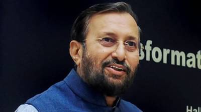 Cabinet Expansion: मोदींचे विश्वासू ते मोदी मंत्रिमंडळातून डच्चू, प्रकाश जावडेकरांना का हटवलं?