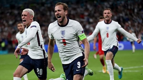 Euro 2020 : इतिहासात पहिल्यांदाच इंग्लंड अंतिम सामन्यात, युरो चषकाची फायनल इटली विरुद्ध इंग्लंड