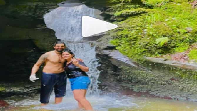 इन लव्ह विथ यु... भारतीय क्रिकेटपटू इशांत शर्माची पत्नीसह धबधब्याखाली धमाल!