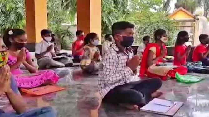 शिक्षणाची वारी, विद्यार्थ्यांच्या दारी, सांगलीत गरीब विद्यार्थ्यांसाठी ऑनलाइन शिक्षणाचा अनोखा प्रयोग