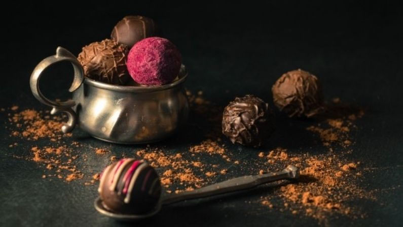 डार्क चॉकलेट खाण्याचे ‘5’ महत्त्वपूर्ण फायदे, तुम्हाला माहित आहेत का?