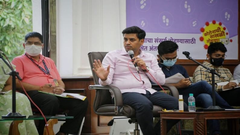 लसीकरणाअभावी तिसरी लाट रोखणार कशी? खासदार श्रीकांत शिंदेंचा केंद्राला सवाल लसीकरणाअभावी तिसरी लाट रोखणार कशी? खासदार श्रीकांत शिंदेंचा केंद्राला सवाल