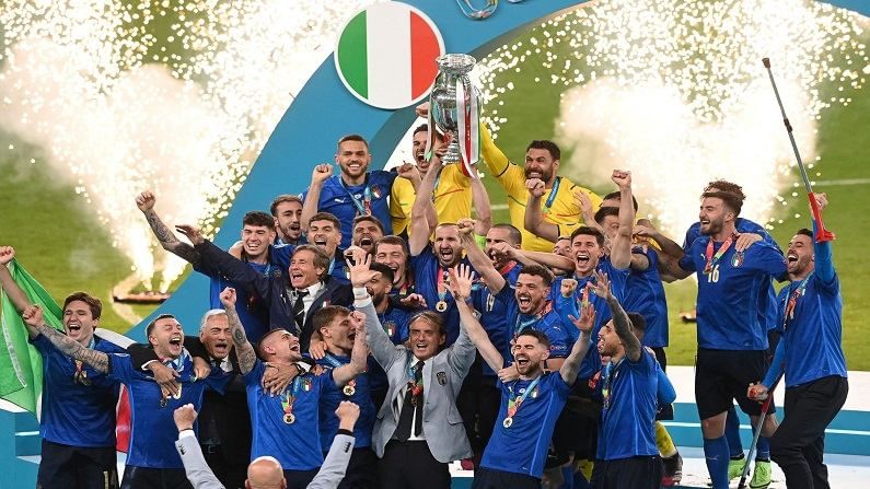 EURO 2020 : इंग्लंडची कडवी झुंज अपयशी, युरो चषक इटलीच्या नावे!