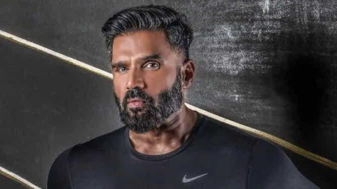 सुनील शेट्टीच्या इमारतीत कोरोनाचा विस्फोट, मुंबई महानगरपालिकेने केली बिल्डींग सील!