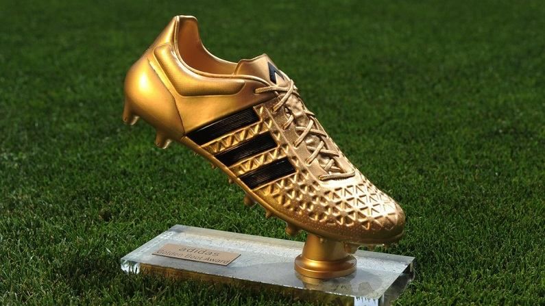 EURO 2020 स्पर्धेची दिमाखात सांगता, 'या' खेळाडूला मिळाला गोल्डन बूट