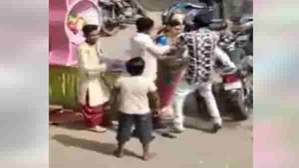 Video : तेरे इश्क मे नाचेंगे गाण्यावर रस्त्यातच धमाकेदार डान्स, पाहून तुम्हीही म्हणाल क्या बात!