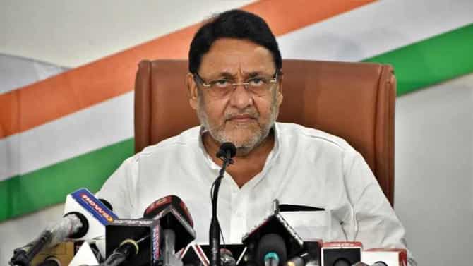 Pagasusच्या माध्यमातून पाळत ठेवून फोन हॅक करण्याची बाब गंभीर, चौकशी करा- नवाब मलिक