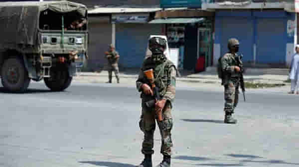 Pulwama Encounter: पुलवामात सुरक्षा दलाला मोठं यश, लश्कराचा पाकिस्तानी कमांडर एजाज ऊर्फ अबु हुरैरासह तीन अतिरेकी ठार