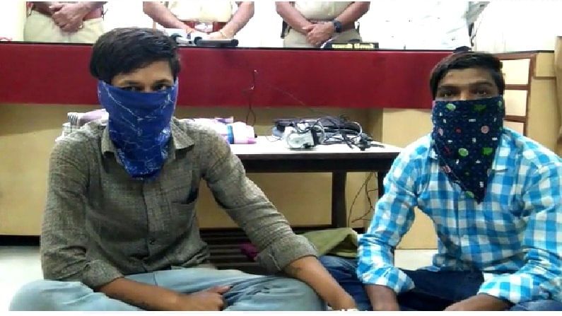 म्होरक्या येरवडा तुरुंगात, टोळीच्या सदस्यांची मौजमजेसाठी चोरी, दोघे अटकेत म्होरक्या येरवडा तुरुंगात, टोळीच्या सदस्यांची मौजमजेसाठी चोरी, दोघे अटकेत