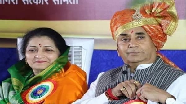 अनिल देशमुखांच्या पत्नी चौकशीला हजर राहिल्या नाही, पण वकिलामार्फत ईडी कार्यालयात कागदपत्रे सादर