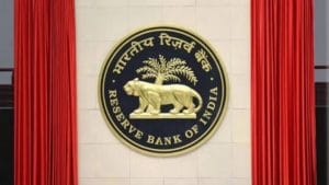 HDFC नंतर आता मास्टरकार्डवर मोठी कारवाई, RBI ची नवे ग्राहक जोडण्यावर बंदी