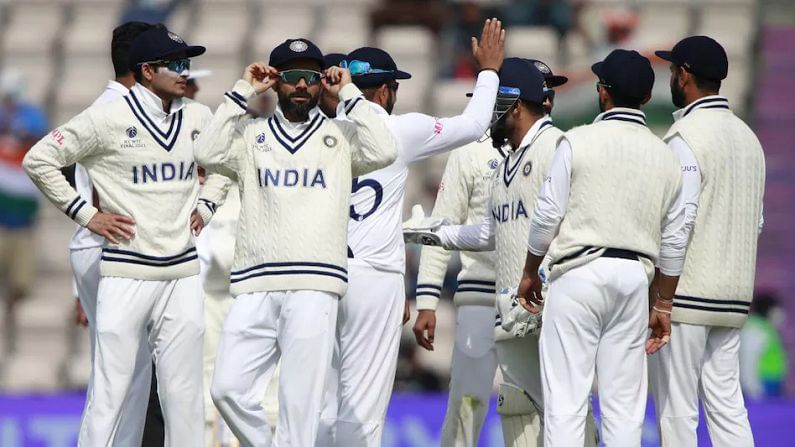 भारतीय संघात कोरोनाची एन्ट्री, 2 खेळाडू पॉझिटिव्ह, इंग्लंडविरोधातील कसोटी मालिकेआधी चिंता वाढल्या!