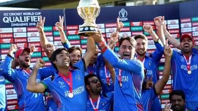 टाईमपास म्हणून क्रिकेट खेळू लागला, वडिलांनी खेळण्यापासून रोखल्यावर प्रशिक्षक आले मदतीला, नंतर रचला इतिहास