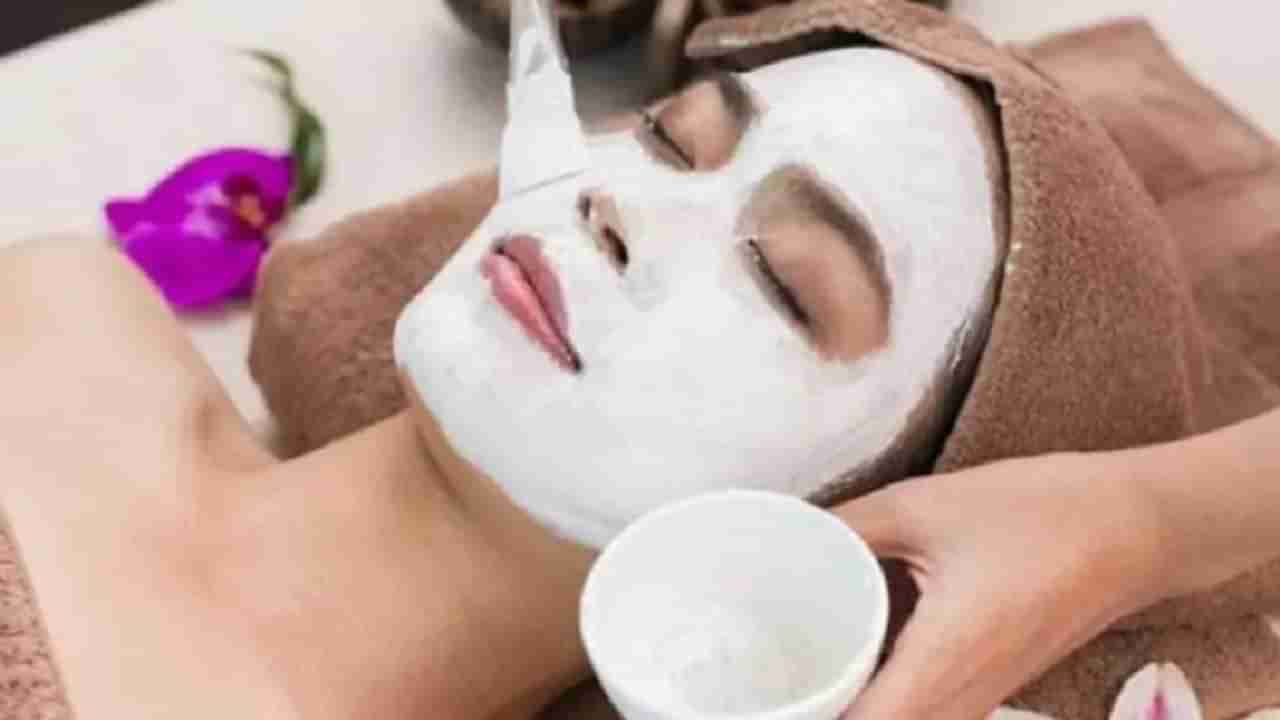 Homemade Face Pack : ग्लोईंग त्वचेसाठी मैद्याचे हे फेसपॅक फायदेशीर!