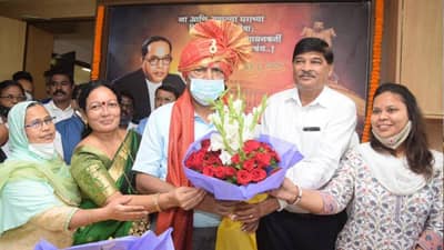 राष्ट्रपतीपदाच्या निवडणुकीत शरद पवारांचा बळीचा बकरा करू नका: रामदास आठवले