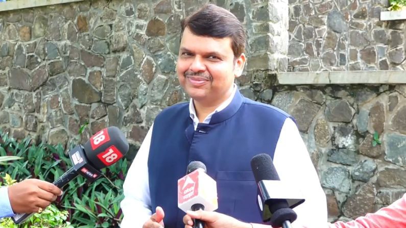भाजप नेते दिल्लीत, चंद्रकांत पाटलांना हटवलं जाणार? फडणवीसांचं पहिल्यांदाच उत्तर भाजप नेते दिल्लीत, चंद्रकांत पाटलांना हटवलं जाणार? फडणवीसांचं पहिल्यांदाच उत्तर