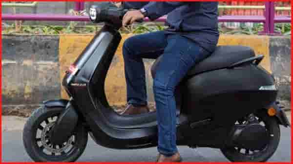 OLA इलेक्ट्रिक स्कूटरचा लाँचिंगआधीच बाजारात धुमाकूळ, 24 तासात 1 लाख बुकिंग्सचा टप्पा पार