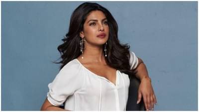 Happy Birthday Priyanka Chopra : बॉलिवूडच्या देसी गर्लचा वाढदिवस, चाहत्यांकडून शुभेच्छा, म्हणाले आम्हाला तुमचा अभिमान आहे..