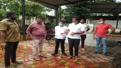 स्मशानभूमींसाठी 250 कर्मचारी दाखवले, पण प्रत्यक्षात प्रत्येकी एकच, ठेकेदारांकडून स्मशानातही लोणी खाण्याचा प्रताप?