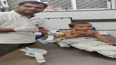 शेगावात छोट्या बालकाचा अचाट प्रताप, बॅटरीचा सेल गिळला, मुलाच्या वडिलांना डॉक्टरातील देवमाणसाचं दर्शन