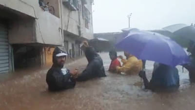 कल्याण-डोंबिवलीत अतिवृष्टी, उल्हास नदीला पूर, बदलापुरात पूरस्थिती; ठाणे जिल्ह्यात पावसामुळे दाणादाण