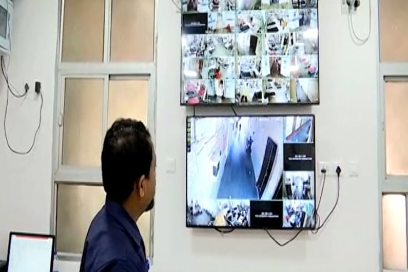 नागपूर मेडिकलचा दर्जा सुधारण्यावर भर, मेडिकलमधील वॉर्डमध्ये CCTV चा वॉच