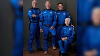 Jeff Bezos Space Travel: जेफ बेजॉस यांची 11 मिनिटांची अंतराळ सफर, अनेक नवे विक्रम