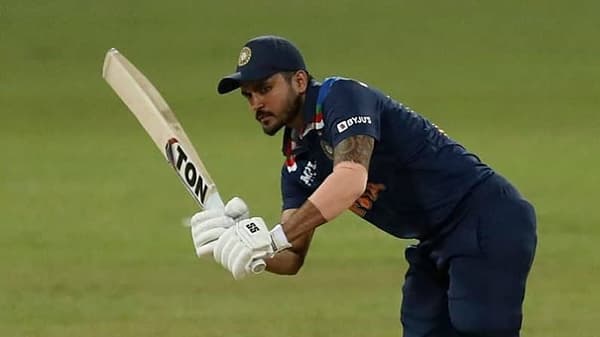 IND vs SL : अरेरे! मनिष पांडे विचित्ररित्या रनआऊट, पाहा व्हिडीओ