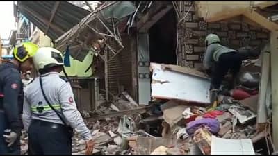 Mumbai Rains: गोवंडीत घर कोसळून 3 ठार, 7 जखमी; ढिगारा उपसण्याचे काम सुरू