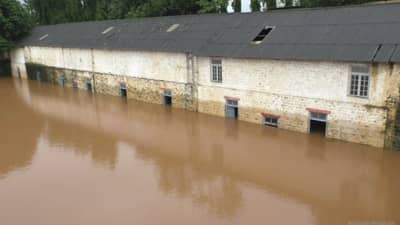 आधी उल्हास नदीला पूर, आता जलशुद्धीकरण प्रकल्प बंद, बदलापूरकरांवर पाणी संकट