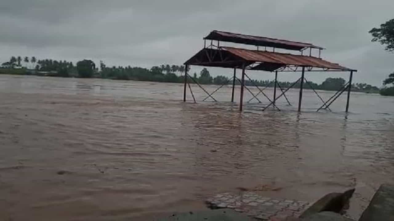 Sangli Flood : कृष्णा, वारणा नदीच्या पाणीपातळीत मोठी वाढ, सांगलीत मदतकार्यासाठी लष्कर पाचारण