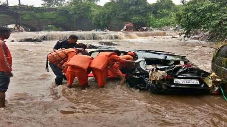 Pune Rain : पुणे जिल्ह्यातही पुराचं थैमान, 420 गावं बाधित, दोघांचा मृत्यू, 700 जणांचं स्थलांतर