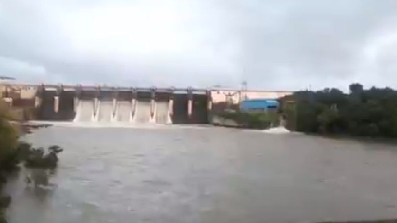 Video : वीर धरणातून 21 हजार 505 क्युसेक्सने पाण्याचा विसर्ग, नीरा नदीकाठच्या नागरिकांना सतर्कतेचा इशारा